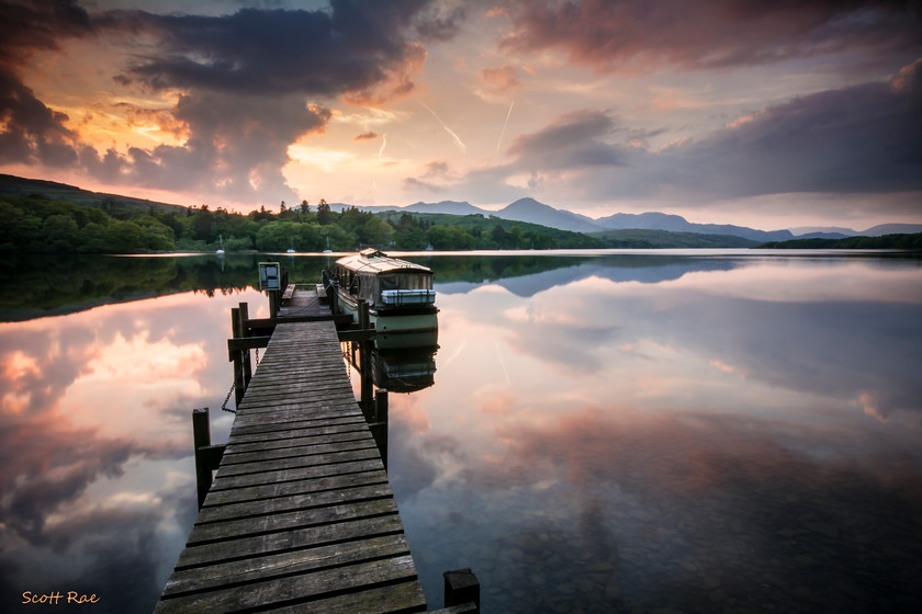 Coniston-Sunset 
 Keywords: lake uk transport nw england water sunset summer mountains