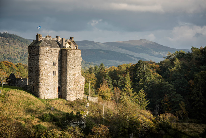 Neidpath in the early Automn 
 Keywords: castle autumn peebles scotland borders hills